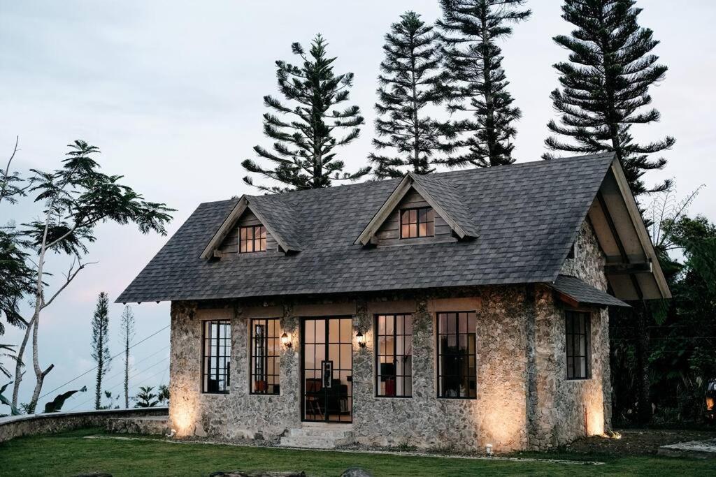 הוילה סבו The Old Country Stone House מראה חיצוני תמונה